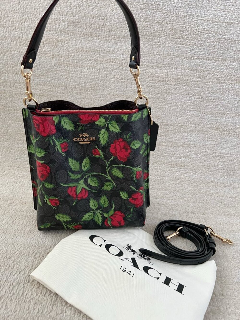 Coach Mollie Bucket Bag 22 Fairytale Rose Signature Canvas Crossbody Purse